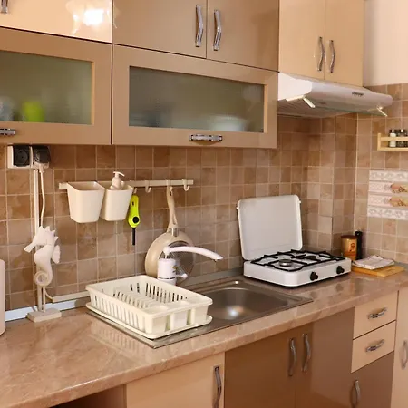 Garsoniera Iris شقة *